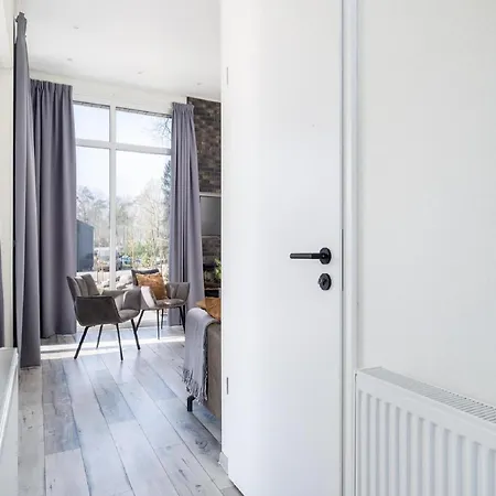 Luxury Near Veluwe Park 펜션