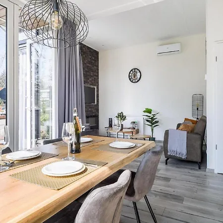 Modern House With Dishwasher In A Nature Reserve Semesterbostad Hoenderloo