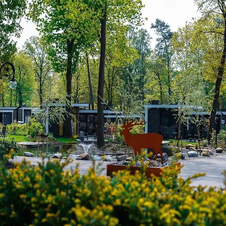 בית נופש Luxury Near Veluwe Park