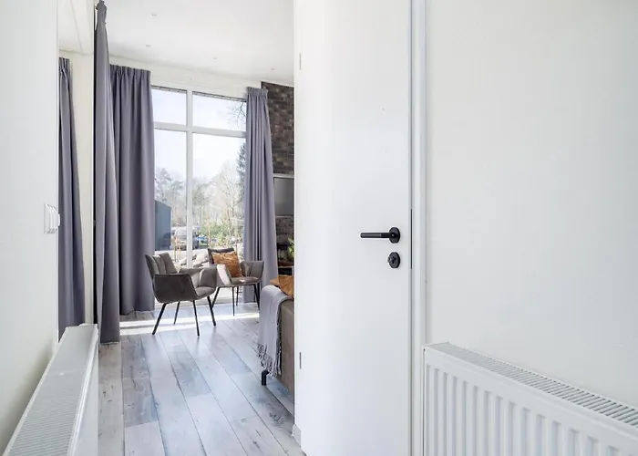 Luxury Near Veluwe Park בית נופש